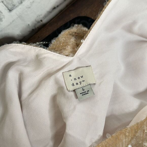 A New Day Cream Sequin V-Neck Sleeveless A-Line Mini Dress Size Large - Picture 7 of 7